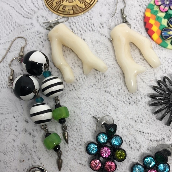 BUNDLE lot 9 fun statement earrings fun whimsy bejeweled pop of color dangle. - Picture 4 of 6